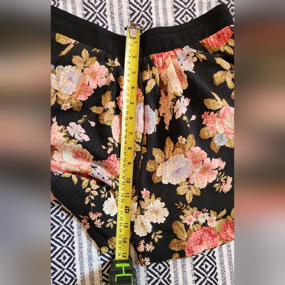 Pretty floral shorts Eve Gravel - Picture 9 of 12